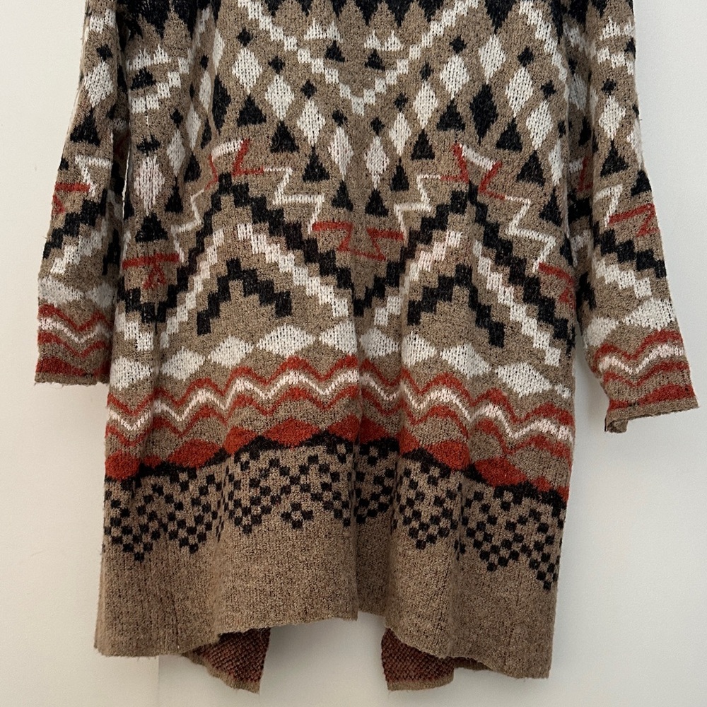 Geometric Patterned Knit Cardigan - Picture 7 of 7
